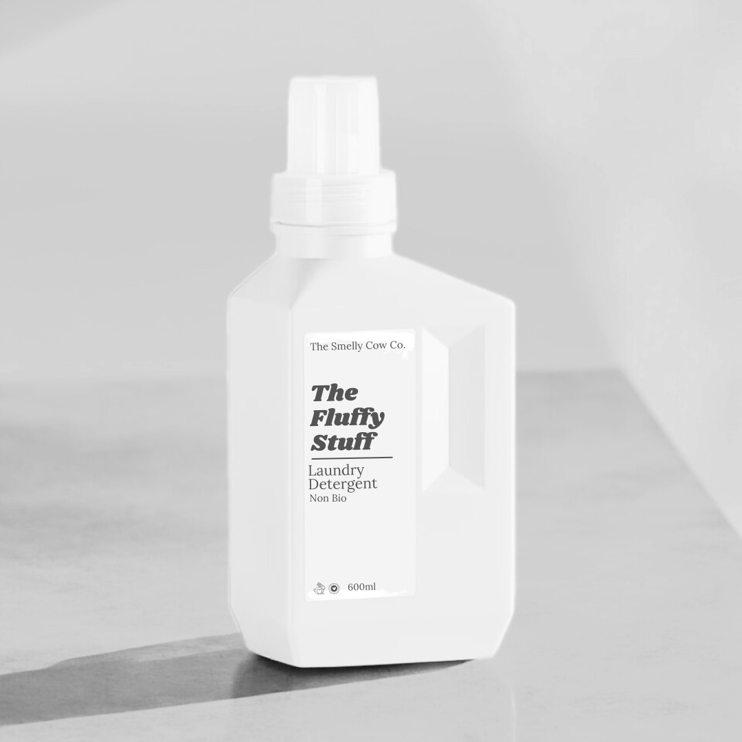 A white refillable 600ml laundry detergent bottle.